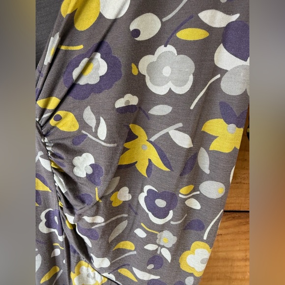 Boden Floral Gray, Yellow and Purple Knit Dress - Size 4 - Picture 5 of 8
